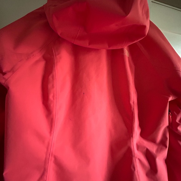 Northface rain coat pink women size M - Picture 6 of 6
